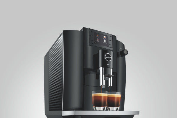 JURA E6 Full Black (EC) 15802 mit 5 Jahren Garantie