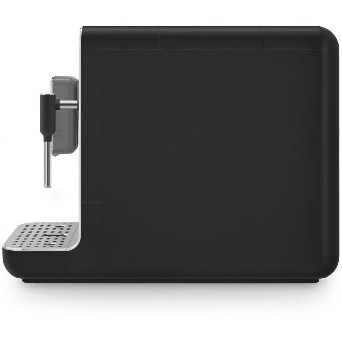 SMEG Kaffeevollautomat BCC02BLMEU mit 5 Jahren Garantie