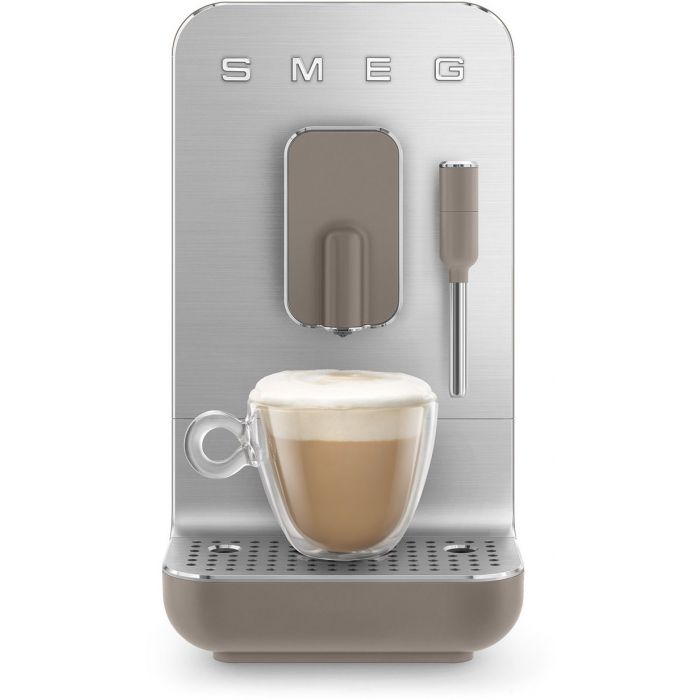 SMEG Kaffeevollautomat BCC02TPMEU
