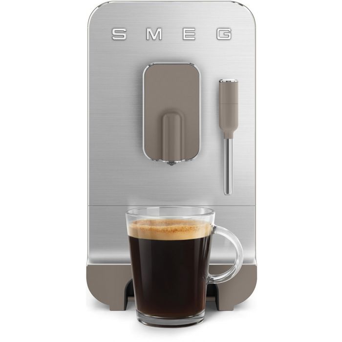 SMEG Kaffeevollautomat BCC02TPMEU