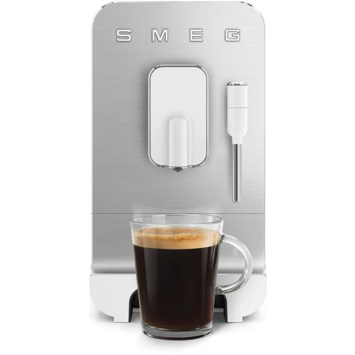 SMEG Kaffisvollautomat BCC02WHMEU